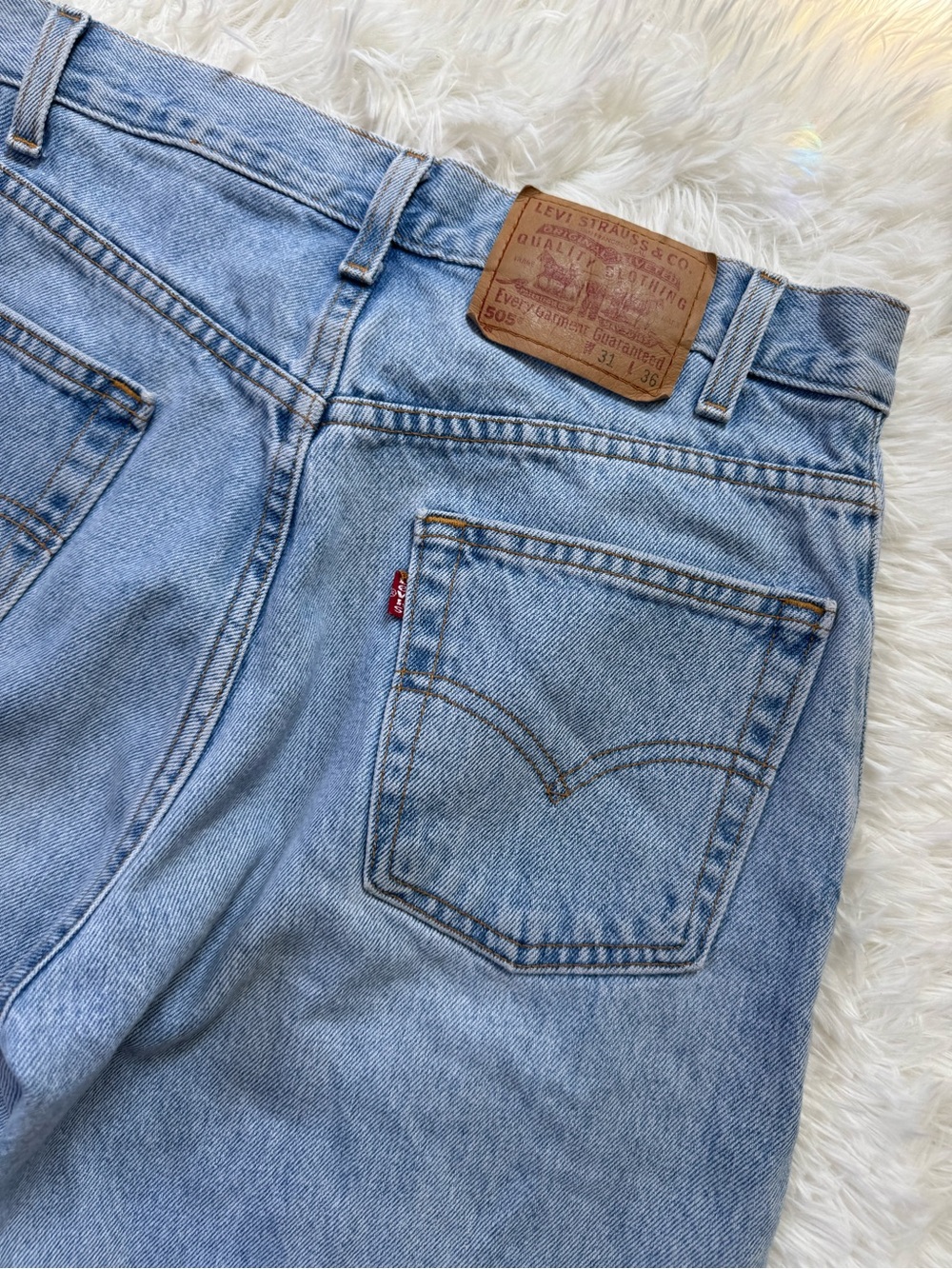 Vtg Levi’s 505 straight leg jeans 31x36 long inseam light wash 90s rigid denim - Picture 8 of 16